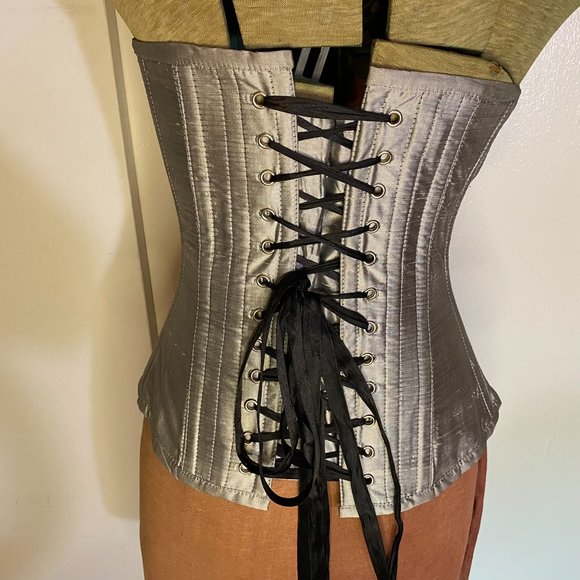 Burleska Silver Swirl Silk Taffeta Overbust Corset- Size 24in - Picture 4 of 12